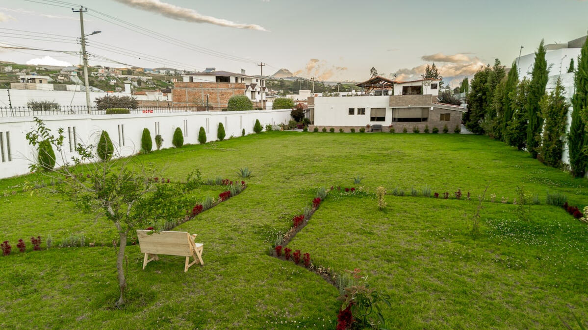 Jardín amplio de 1.000 m²